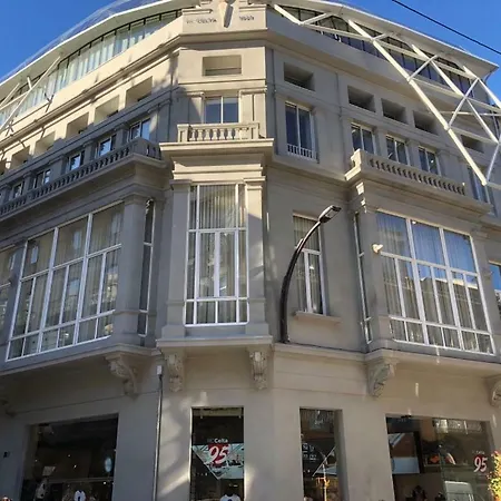 Centrico Apartamento. Parking Incl. Daire *
